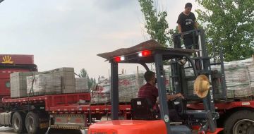 太原 黄金麻冰裂纹，地铺石装车