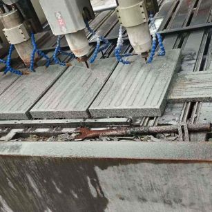 太原 芝麻白花岗岩荔枝面盲道雕刻