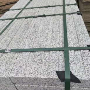 太原 白麻花岗岩直行盲道石，盲条，地铺石