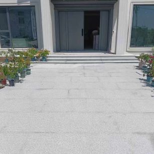 太原 芝麻白花岗岩地铺石地面铺装