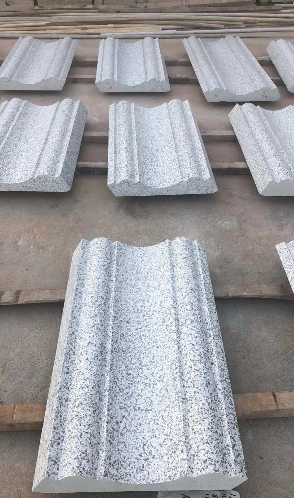 太原 白麻花岗岩光面别墅线条