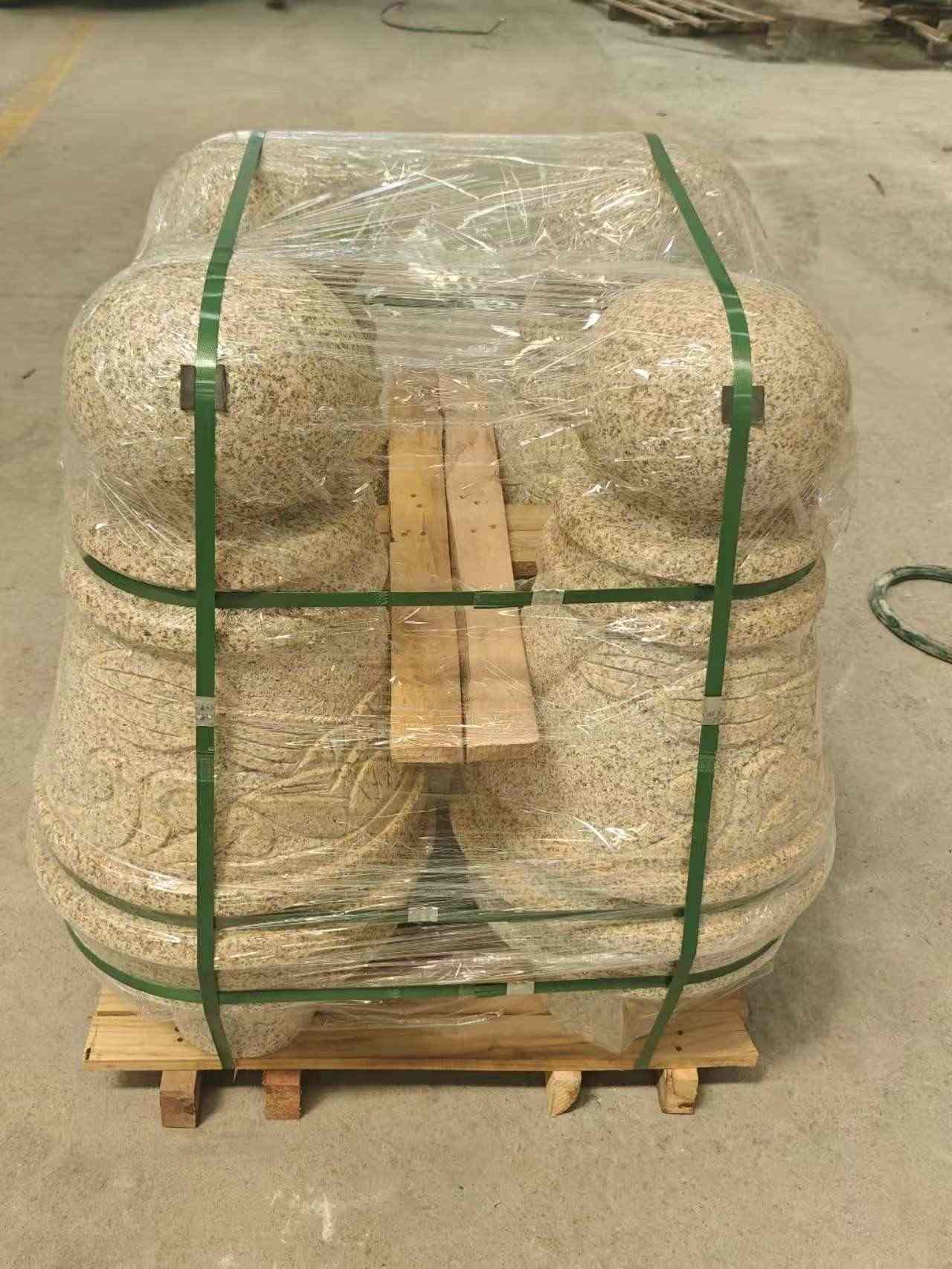 太原 黄金麻异形定制雕花——棒棒糖挡车柱