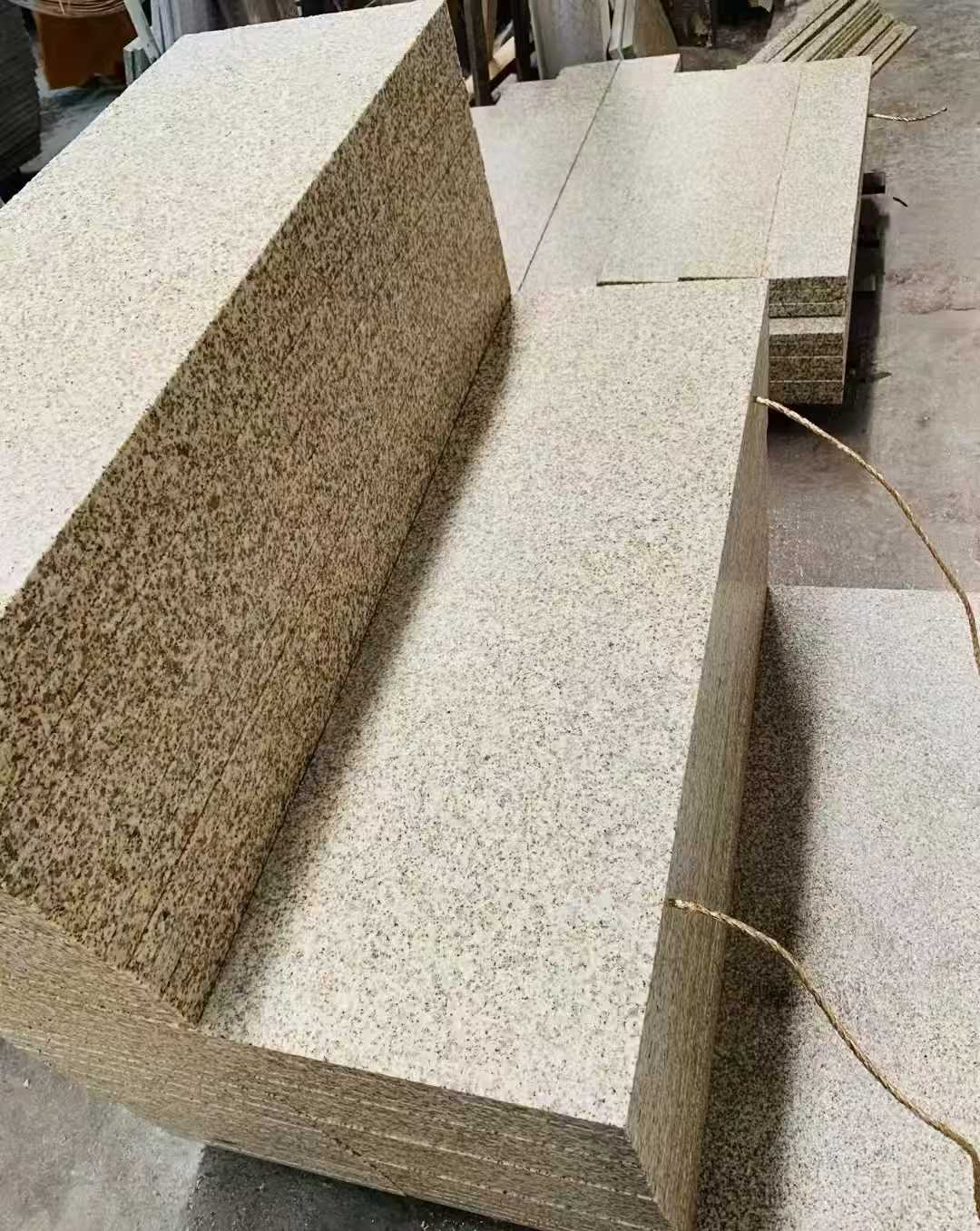 太原 黄金麻荔枝面外墙干挂成品