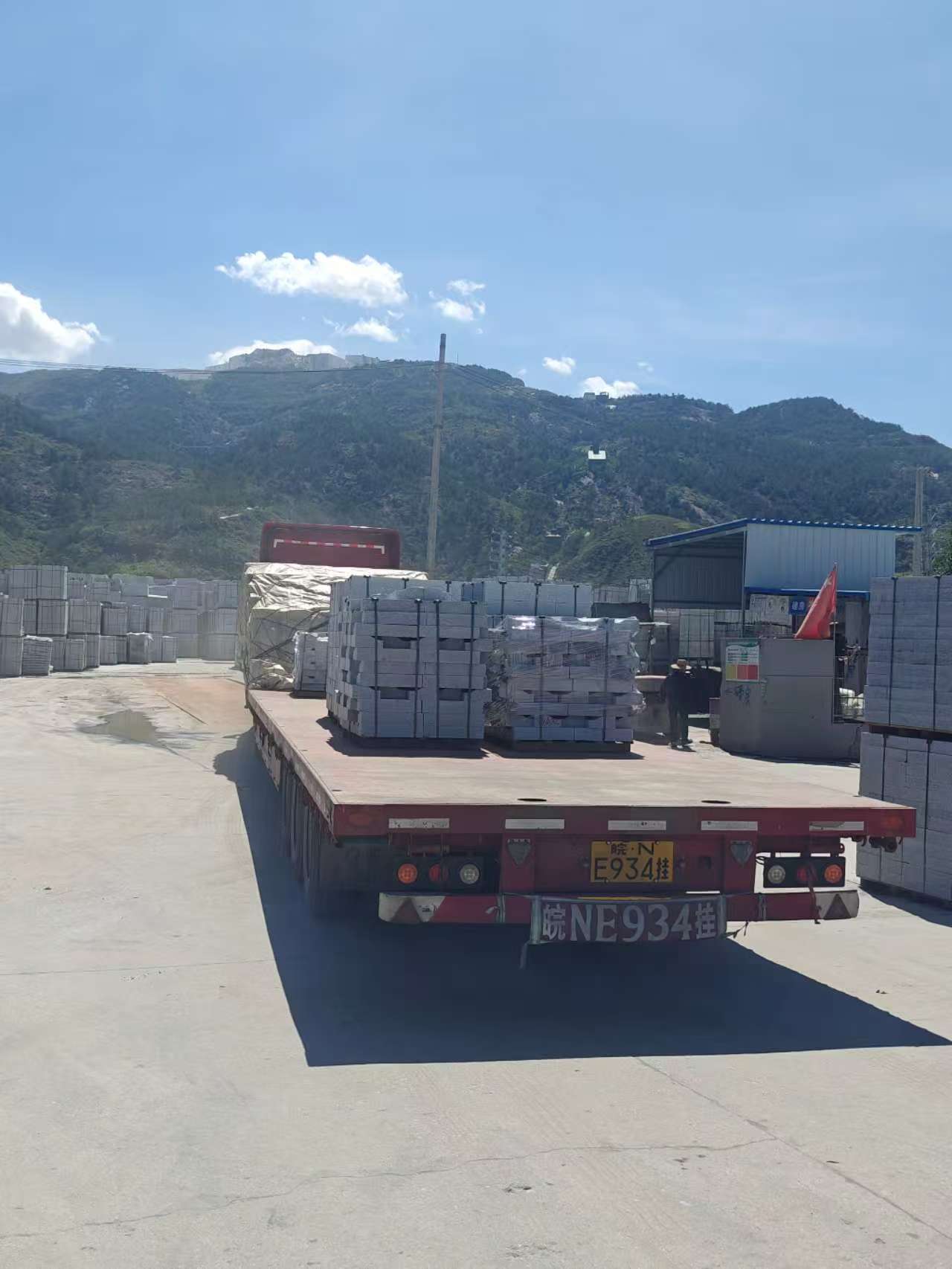 太原 芝麻白仿形路沿石，直形路沿石