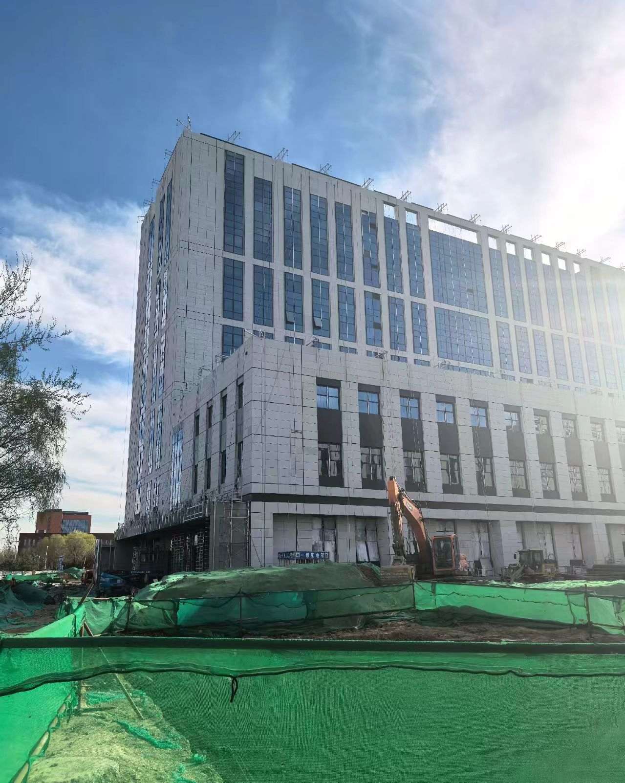 太原 白麻花岗岩石材外墙干挂