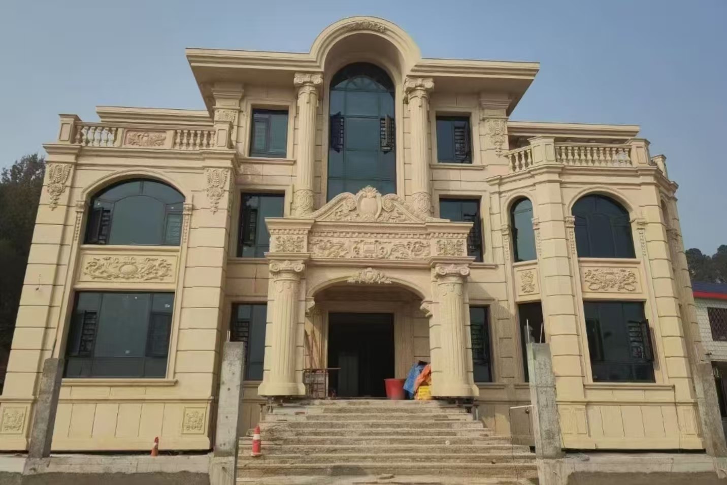 太原 黄金麻花岗岩别墅外墙干挂