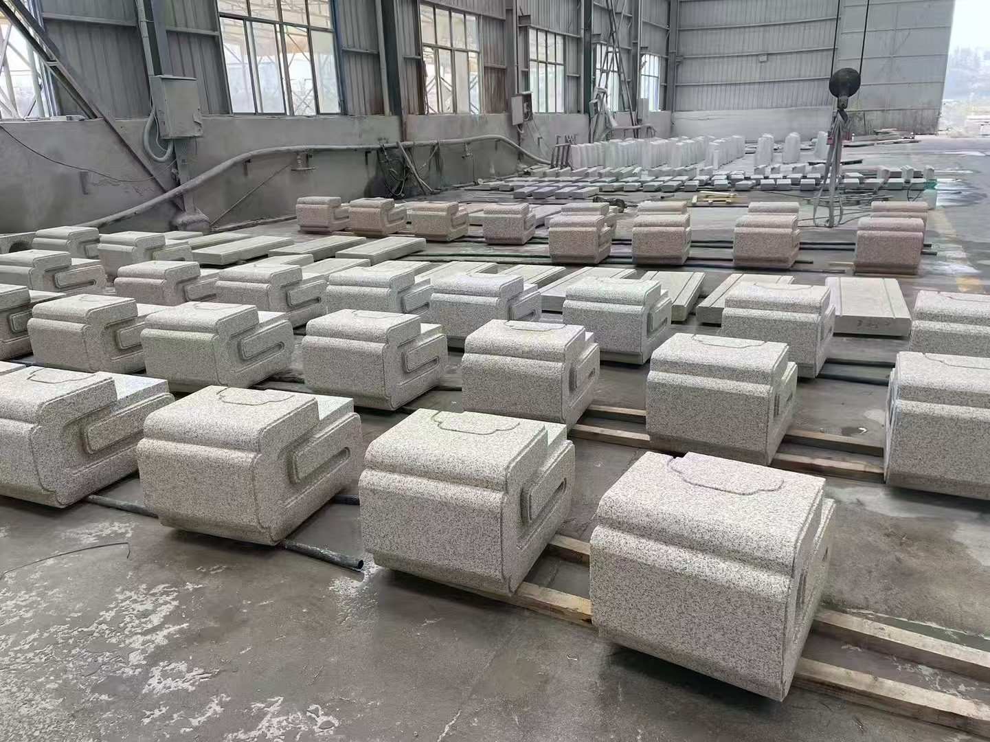 太原 白麻花岗岩异形加工-石凳，坐凳