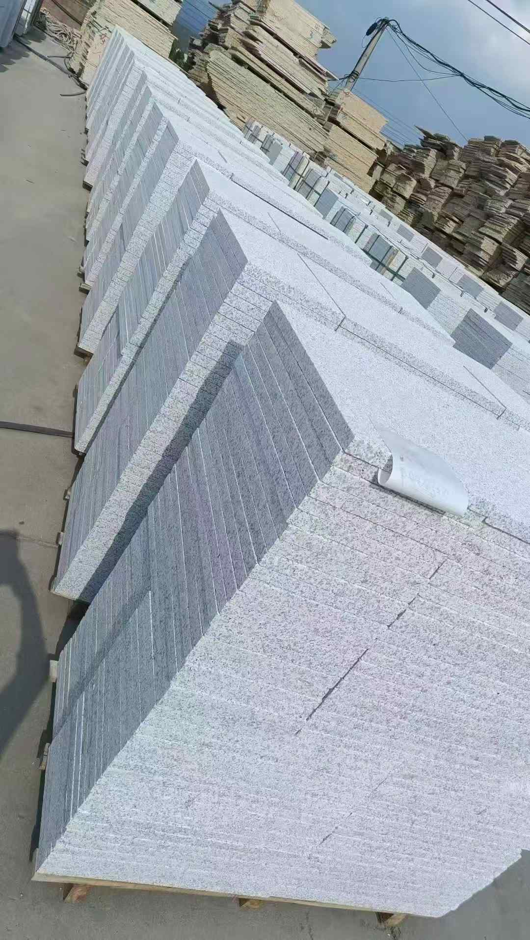 太原 白麻荔枝面花岗岩地铺石