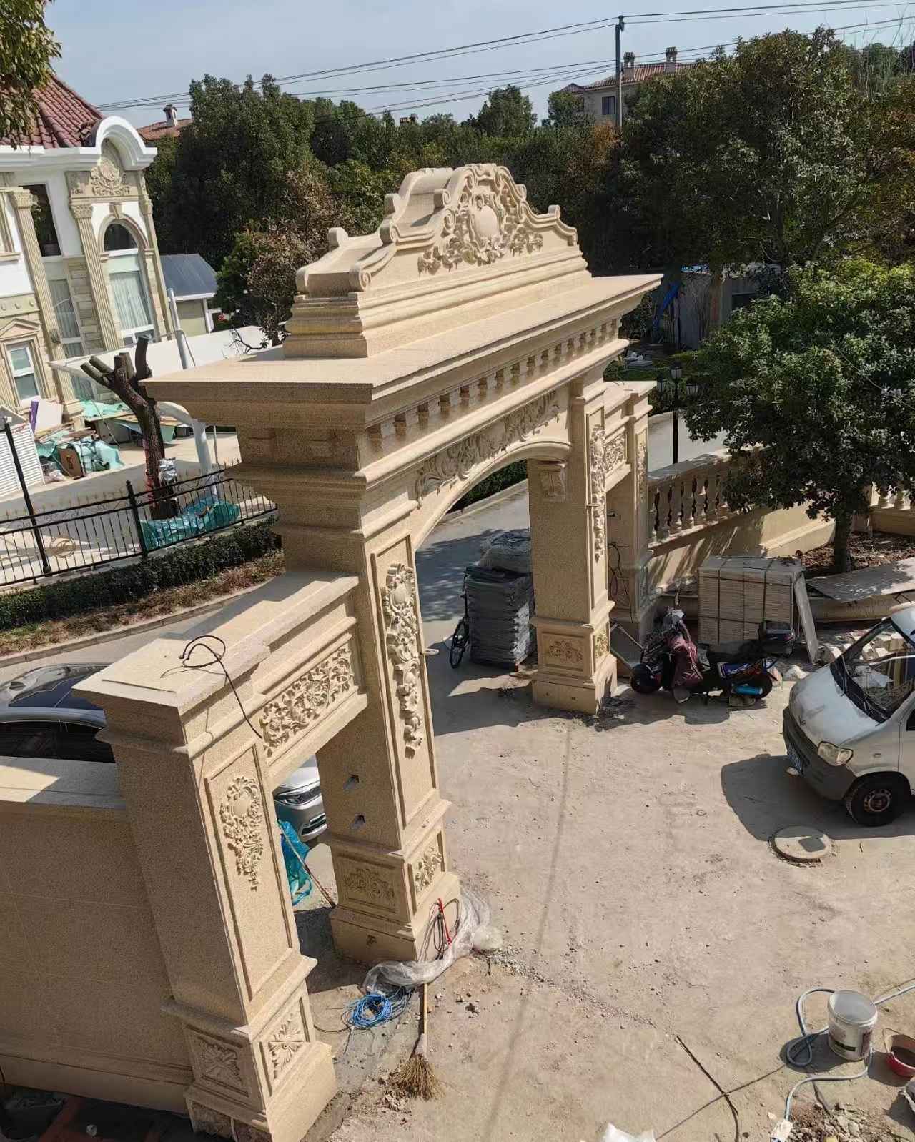 太原 黄金麻荔枝面花岗岩别墅门楼