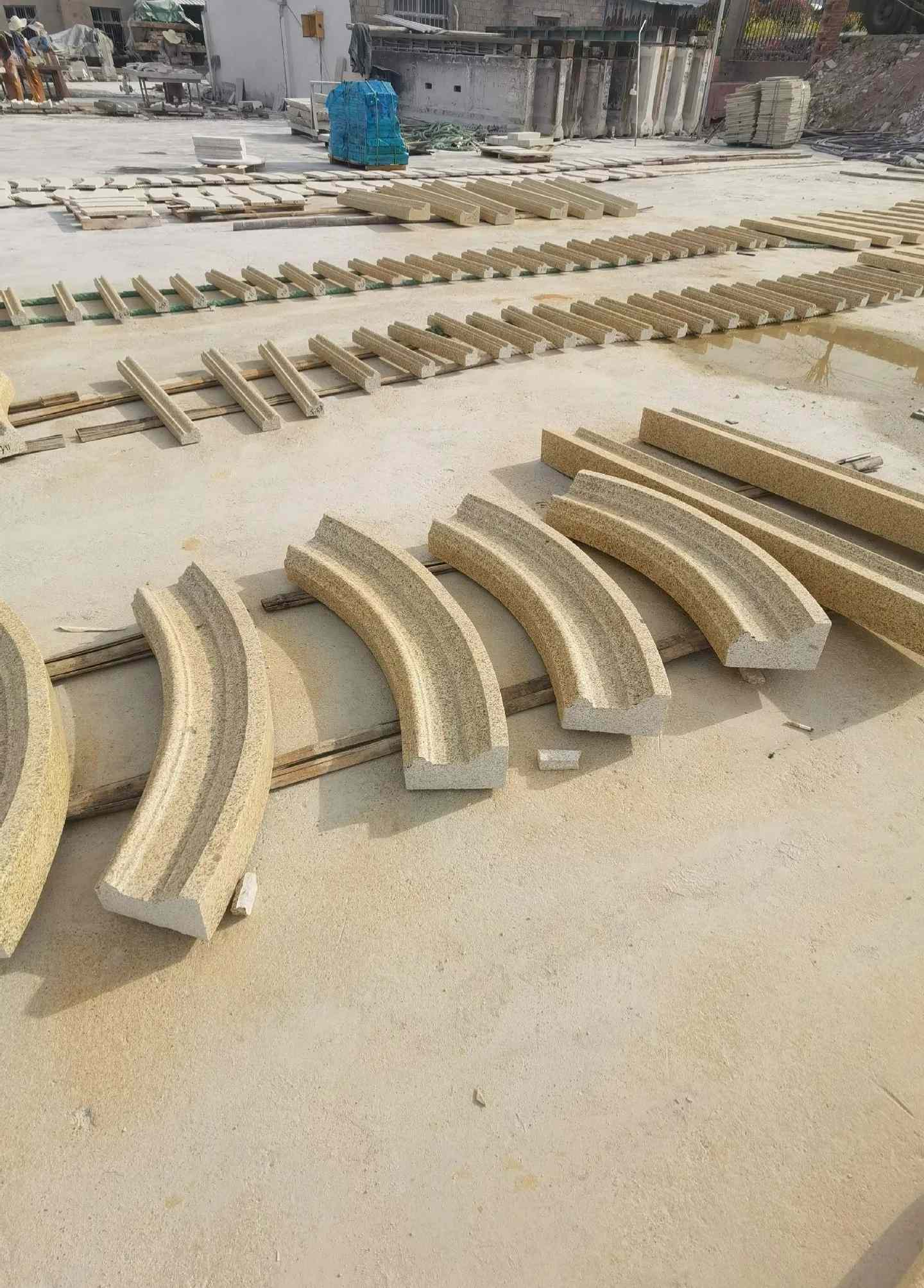 太原 黄金麻花岗岩别墅线条