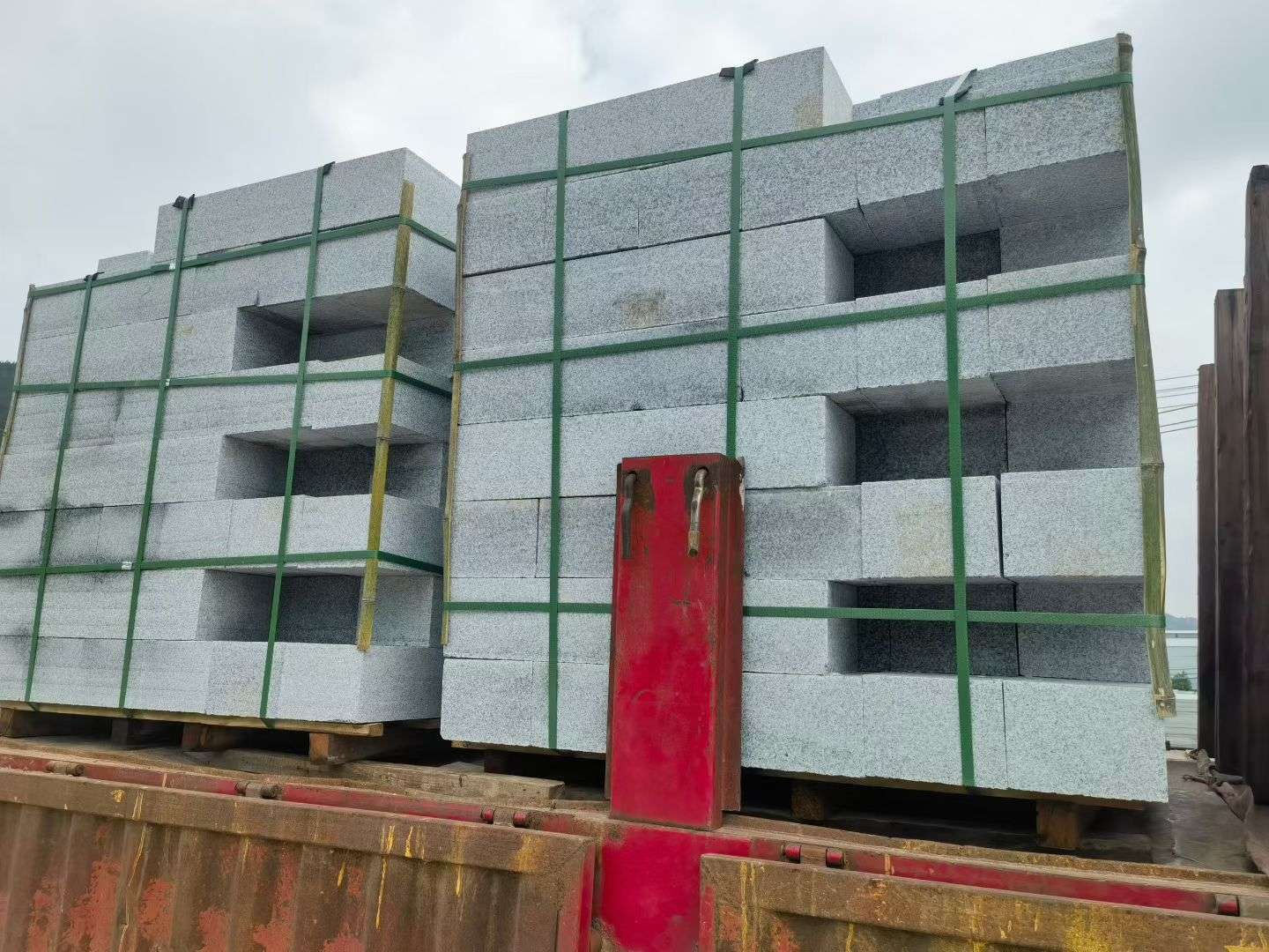 太原 芝麻白花岗岩路沿石，平石，路侧石，马路牙子，路缘石，立缘石，平缘石等